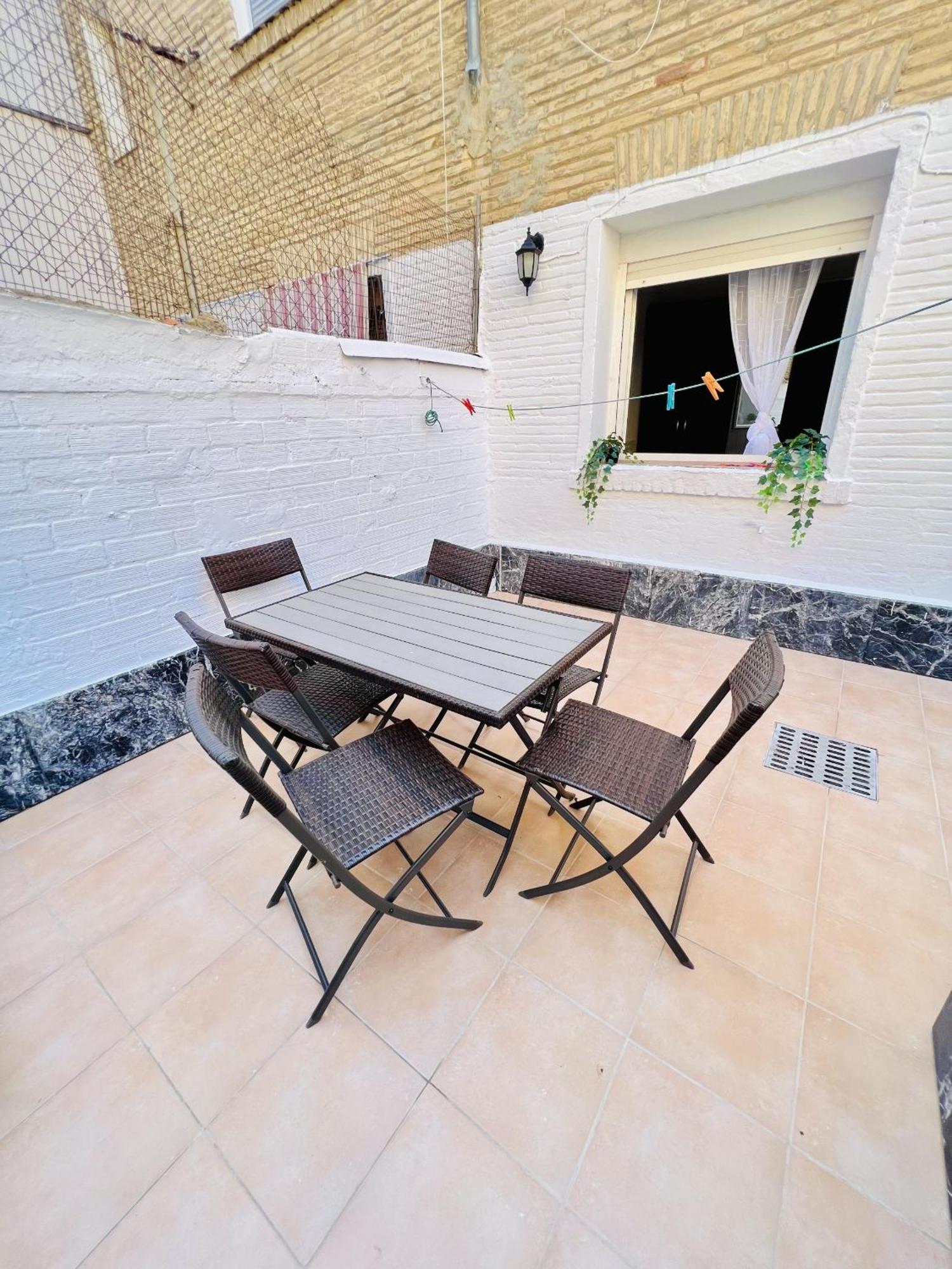 Apartamento Betty Zaragoza Exterior foto